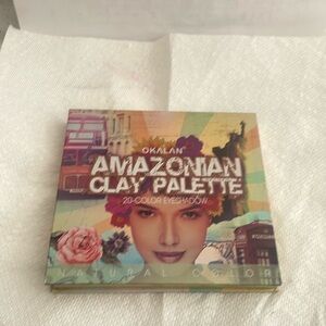 Okalan Natural 20 Color Eyeshadow Palette.